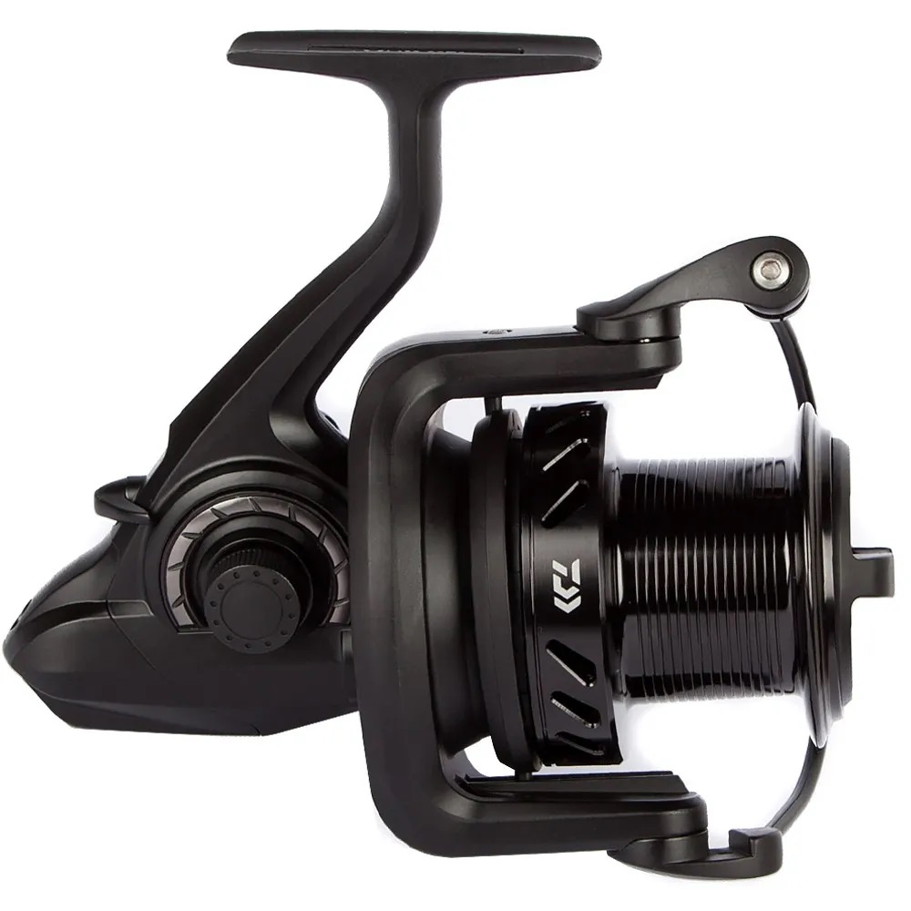 CARRETE DAIWA BLACK WIDOW C 5000A